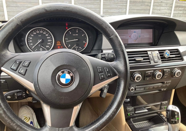 BMW Seria 5 cena 27900 przebieg: 340000, rok produkcji 2008 z Września małe 379
